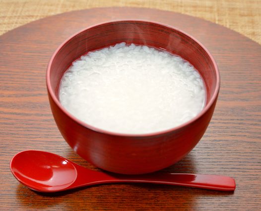 漆が放つ深い艶、職人の手仕事が宿る輪島塗の美しさ